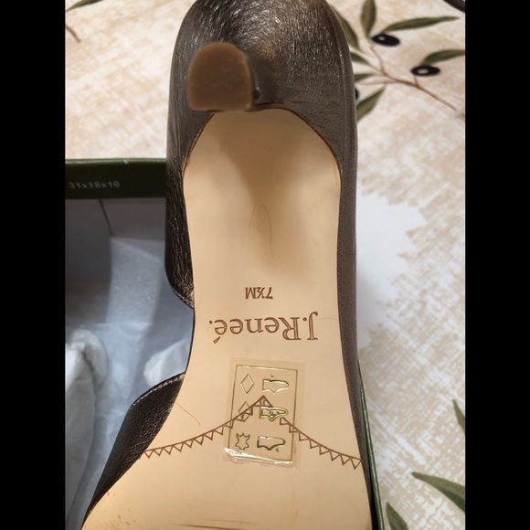 Final Sale!! Save $! Elegant J.Renee pump! 🎩💫 - Picture 7 of 8